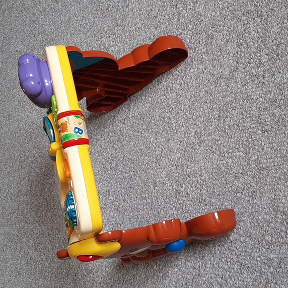 Vtech 2-in-1 Dicovery Table. - Picture 8 of 10